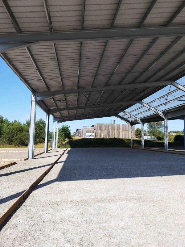 EXEMPLE CONSTRUCTION D'UN BOULODROME COUVERT  GRATUIT ST GEOURS DE MAREMMES 40